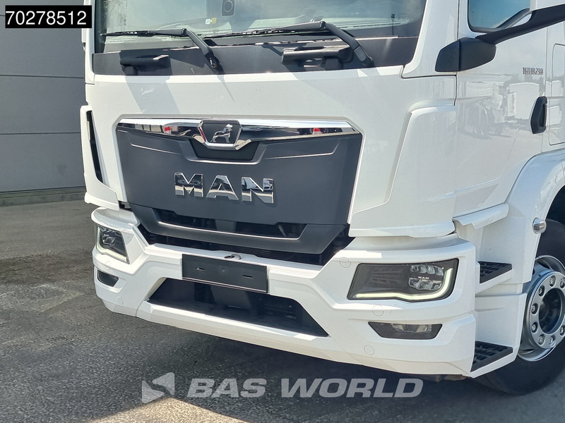 Camion fourgon MAN TGM 18.290 4X2 19tonner Automatic Ladebordwand LED Navi Euro 6: photos 9