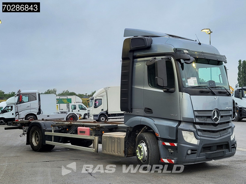 Mercedes-Benz Actros 1843 4X2 BDF 2xTanks Automatic Euro 6 - Camion porte-conteneur/ Caisse mobile: photos 3 Mercedes-Benz Actros 1843 4X2 BDF 2xTanks Automatic Euro 6 - Camion porte-conteneur/ Caisse mobile: photos 3