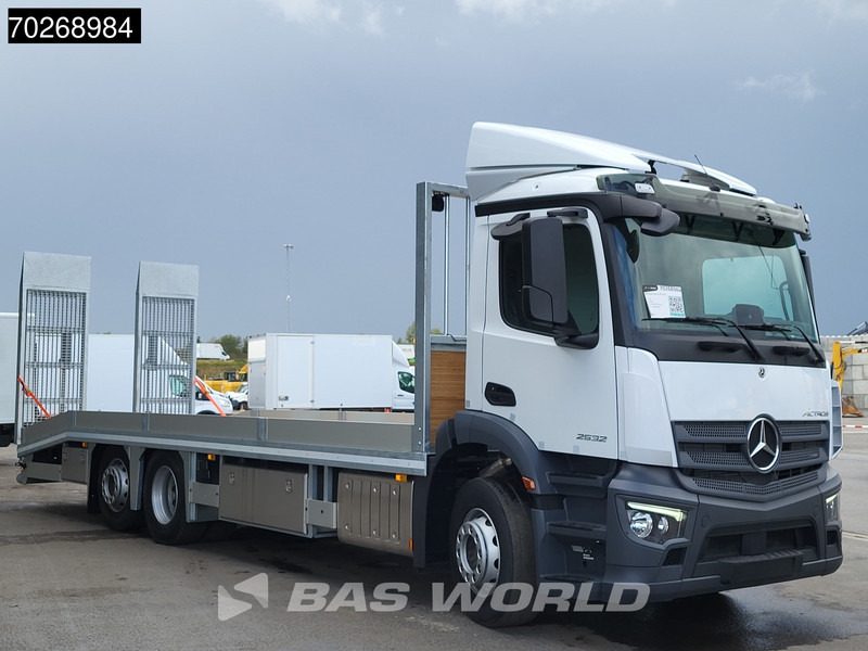 Mercedes-Benz Actros 2532 6X2 NEW! Machine tansporter Oprijwagen Lenkachse Navi Euro 6 - Camion porte-voitures: photos 3 Mercedes-Benz Actros 2532 6X2 NEW! Machine tansporter Oprijwagen Lenkachse Navi Euro 6 - Camion porte-voitures: photos 3