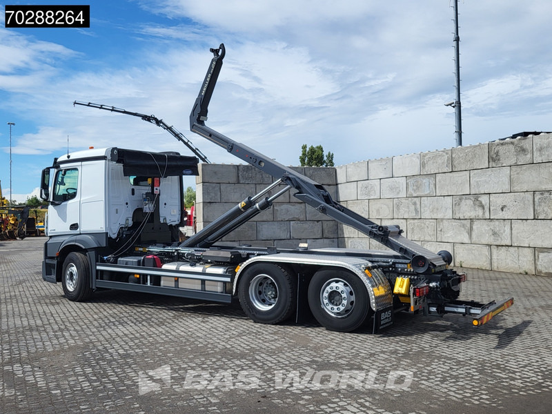 Mercedes-Benz Actros 2745 6X2 NEW! Meiller RS21-70 Hooklift Retarder Lift+Steering Axle PPC Navi - Camion ampliroll: photos 2 Mercedes-Benz Actros 2745 6X2 NEW! Meiller RS21-70 Hooklift Retarder Lift+Steering Axle PPC Navi - Camion ampliroll: photos 2