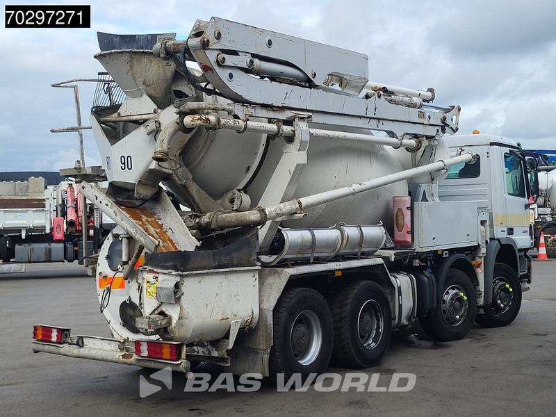 Mercedes-Benz Actros 3241 8X4 7m3 Putzmeister Mixer Big-Axle Steelsuspension 3-Pedals Pompe+Mixer Euro 4 - Camion pompe: photos 5 Mercedes-Benz Actros 3241 8X4 7m3 Putzmeister Mixer Big-Axle Steelsuspension 3-Pedals Pompe+Mixer Euro 4 - Camion pompe: photos 5