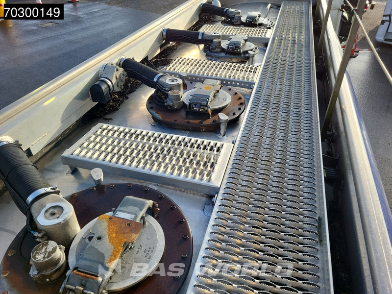 Mercedes-Benz Antos 1824 4X2 13.500Liter Fuel tanker ADR Automatic Euro 6 - Camion citerne: photos 5 Mercedes-Benz Antos 1824 4X2 13.500Liter Fuel tanker ADR Automatic Euro 6 - Camion citerne: photos 5