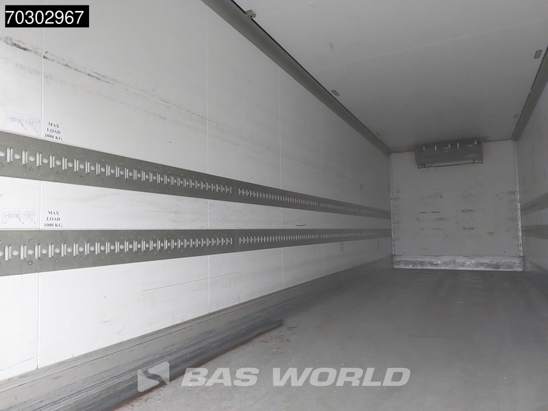 Mercedes-Benz Antos 2532 Antos 6X2 Carrier Supra 850 Nordic Automatic Euro 6 - Camion frigorifique: photos 5 Mercedes-Benz Antos 2532 Antos 6X2 Carrier Supra 850 Nordic Automatic Euro 6 - Camion frigorifique: photos 5