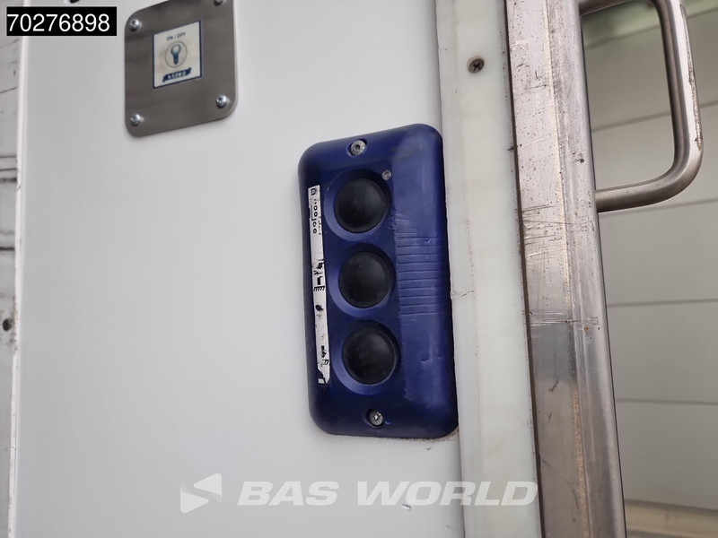 Camion frigorifique Mercedes-Benz Antos 2746 6X2 Carrier Supra 1250 Silent Mt ladebordwand Lift+Lenkachse Euro 6: photos 16