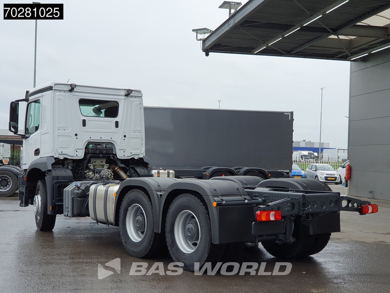 Mercedes-Benz Arocs 2636 6X4 NEW chassis Flywheel PTO Big-Axle Automatic Steelsuspension Euro 6 - Châssis cabine: photos 2 Mercedes-Benz Arocs 2636 6X4 NEW chassis Flywheel PTO Big-Axle Automatic Steelsuspension Euro 6 - Châssis cabine: photos 2