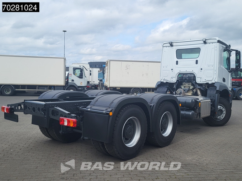 Mercedes-Benz Arocs 2636 6X4 NEW chassis Flywheel PTO Big-Axle Automatic Steelsuspension Euro 6 - Châssis cabine: photos 5 Mercedes-Benz Arocs 2636 6X4 NEW chassis Flywheel PTO Big-Axle Automatic Steelsuspension Euro 6 - Châssis cabine: photos 5