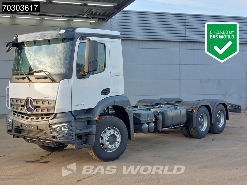 Mercedes-Benz Arocs 3340 6X4 NEW EURO 5 Chassis Steel Suspension Big-Axle Automatic - Châssis cabine: photos 1 Mercedes-Benz Arocs 3340 6X4 NEW EURO 5 Chassis Steel Suspension Big-Axle Automatic - Châssis cabine: photos 1