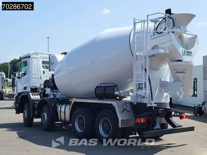 Mercedes-Benz Arocs 4145 8X4 NEW! 10m3 Schwing Stetter Mixer Manual Big-Axle Steel suspension Euro 3 - Camion malaxeur: photos 2 Mercedes-Benz Arocs 4145 8X4 NEW! 10m3 Schwing Stetter Mixer Manual Big-Axle Steel suspension Euro 3 - Camion malaxeur: photos 2