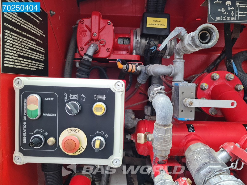 Camion de pompier Renault CCFS 6000 4X4 Renault Thomas Sides 6000 Ltr 4x4 Euro 5: photos 12