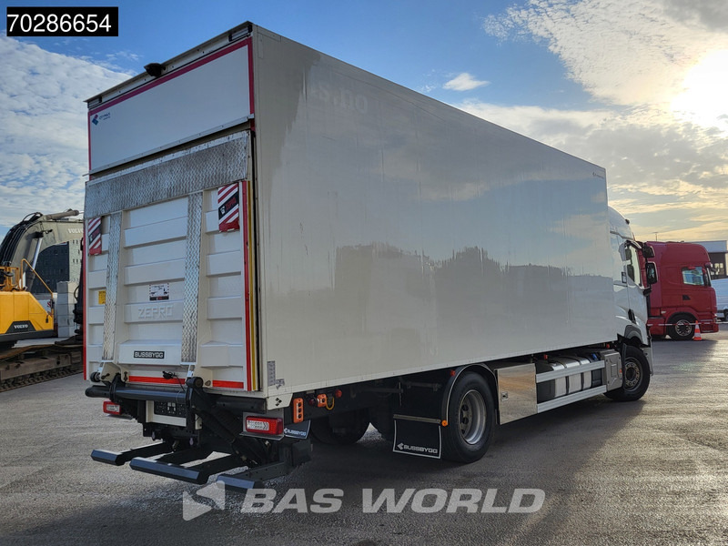 Renault T 380 4X2 Carrier Supra1150U-Mt Optibrake Ladebordwand Automatic Navi ACC Euro 6 - Camion frigorifique: photos 5 Renault T 380 4X2 Carrier Supra1150U-Mt Optibrake Ladebordwand Automatic Navi ACC Euro 6 - Camion frigorifique: photos 5