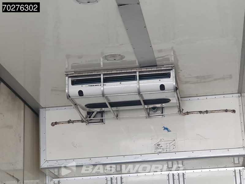Scania R480 R 6X2 Thermo-king T-1200 R Retarder Manual Ladebordwand Xenon Navi Euro 5 - Camion frigorifique: photos 5 Scania R480 R 6X2 Thermo-king T-1200 R Retarder Manual Ladebordwand Xenon Navi Euro 5 - Camion frigorifique: photos 5