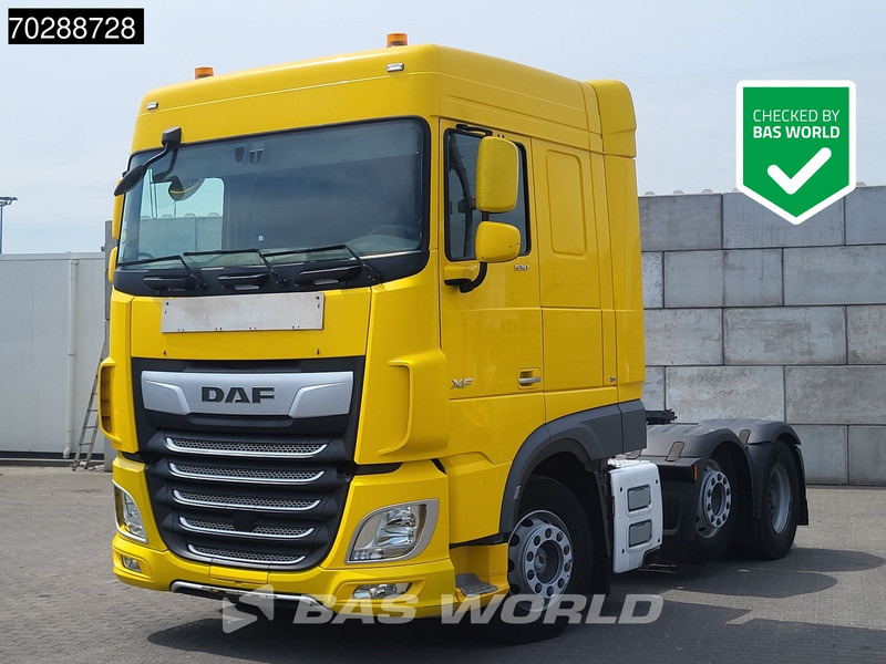 DAF XF 530 6X2 Retarder Lift+Lenkachse Big-Axle ACC Euro 6 - Tracteur routier: photos 1 DAF XF 530 6X2 Retarder Lift+Lenkachse Big-Axle ACC Euro 6 - Tracteur routier: photos 1