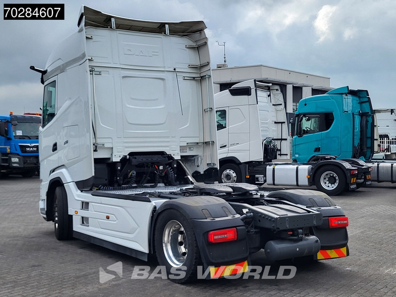 DAF XG 480 4X2 Retarder 2x Tanks Standklima MirrorCam Alcoa's - Tracteur routier: photos 2 DAF XG 480 4X2 Retarder 2x Tanks Standklima MirrorCam Alcoa's - Tracteur routier: photos 2