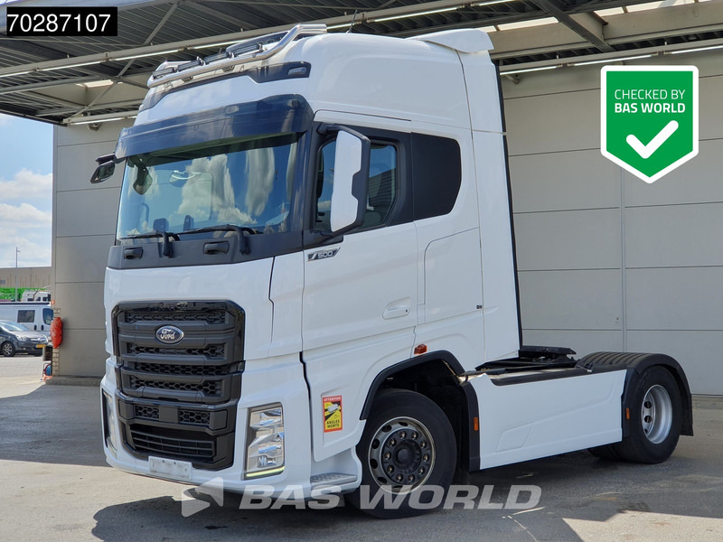 Ford F-Max 500 4X2 Retarder 2x Tanks Standklima ACC Euro 6 - Tracteur routier: photos 1 Ford F-Max 500 4X2 Retarder 2x Tanks Standklima ACC Euro 6 - Tracteur routier: photos 1