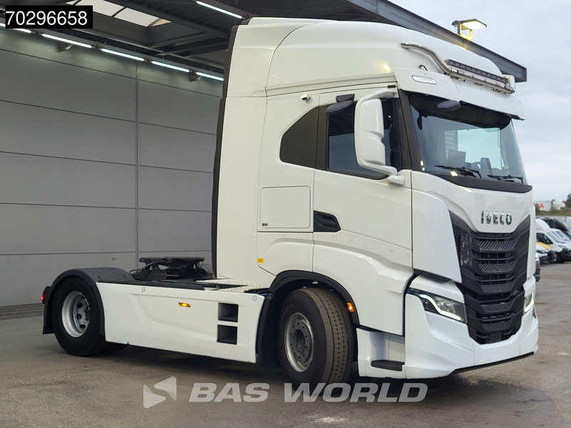 Iveco S-Way 460 4X2 90% Tyres! ACC Navi Euro 6 - Tracteur routier: photos 3 Iveco S-Way 460 4X2 90% Tyres! ACC Navi Euro 6 - Tracteur routier: photos 3