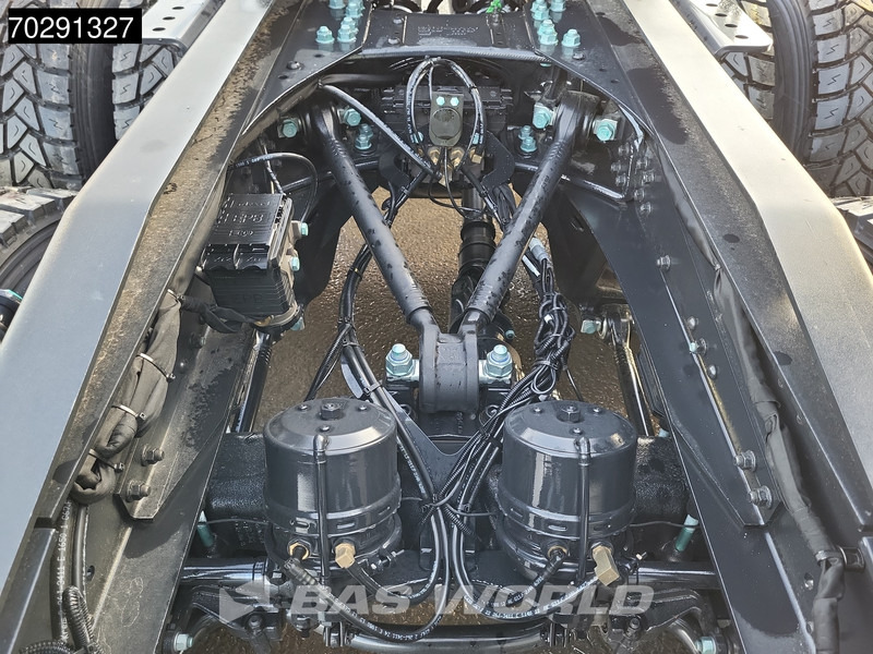 Tracteur routier neuf MAN TGS 33.400 6X4 NEW! Full-Steel Big-Axle Drumbrakes LED Euro 2: photos 10 Tracteur routier neuf MAN TGS 33.400 6X4 NEW! Full-Steel Big-Axle Drumbrakes LED Euro 2: photos 10