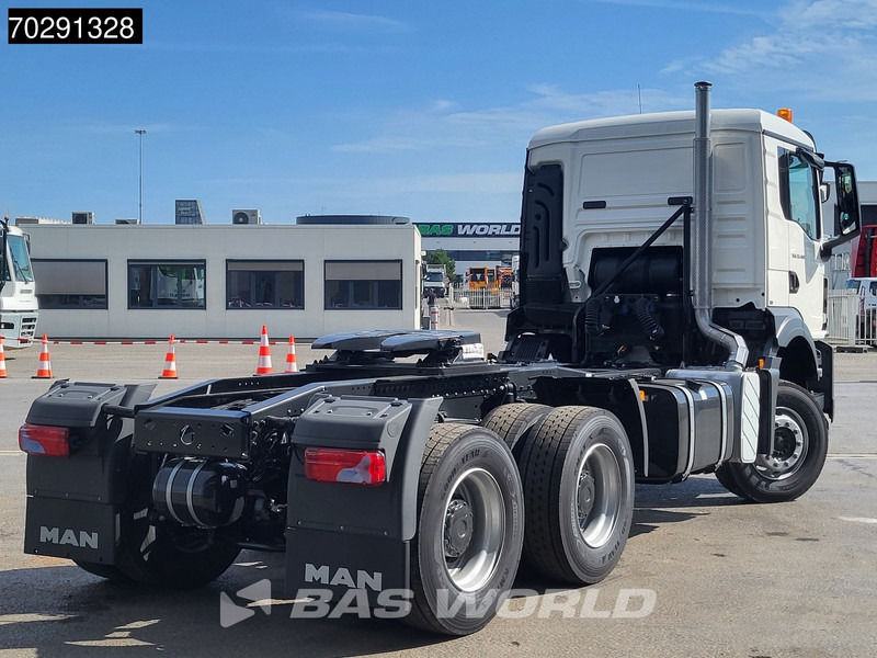 MAN TGS 33.400 6X4 NEW! Full-Steel Big-Axle Drumbrakes LED Euro 2 - Tracteur routier: photos 5 MAN TGS 33.400 6X4 NEW! Full-Steel Big-Axle Drumbrakes LED Euro 2 - Tracteur routier: photos 5