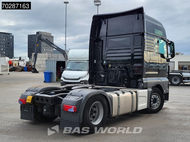 MAN TGX 18.470 4X2 XXL Retarder 2x Tanks Standklima ACC Navi Euro 6 - Tracteur routier: photos 5 MAN TGX 18.470 4X2 XXL Retarder 2x Tanks Standklima ACC Navi Euro 6 - Tracteur routier: photos 5