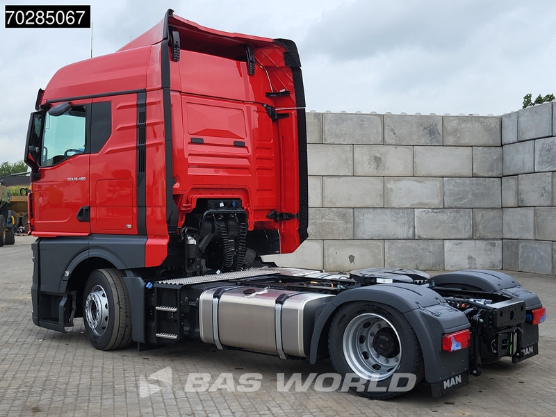 MAN TGX 18.480 4X2 NEW! GM Mega 2x Tanks ACC - Tracteur routier: photos 2 MAN TGX 18.480 4X2 NEW! GM Mega 2x Tanks ACC - Tracteur routier: photos 2