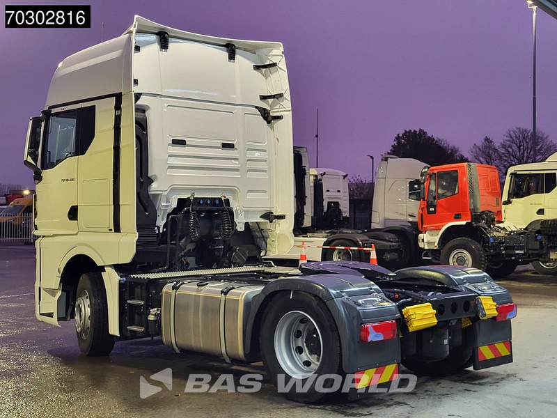 MAN TGX 18.480 4X2 NEW! GX Standklima LED 2x Tanks ACC Euro 6 - Tracteur routier: photos 2 MAN TGX 18.480 4X2 NEW! GX Standklima LED 2x Tanks ACC Euro 6 - Tracteur routier: photos 2