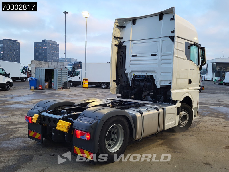 MAN TGX 18.480 4X2 NEW! GX Standklima LED 2x Tanks ACC Euro 6 - Tracteur routier: photos 5 MAN TGX 18.480 4X2 NEW! GX Standklima LED 2x Tanks ACC Euro 6 - Tracteur routier: photos 5