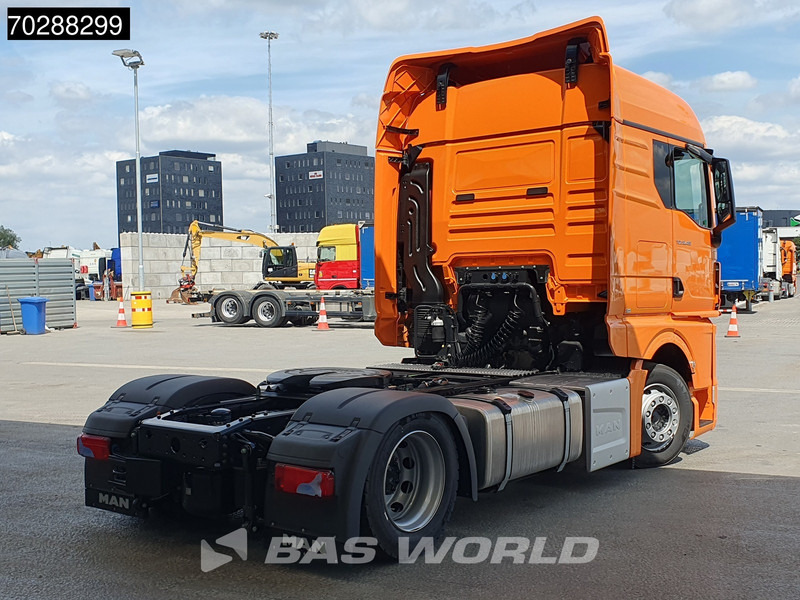 MAN TGX 18.480 4X2 NEW! Mega GM Retarder 2x Tanks Euro 6 - Tracteur routier: photos 5 MAN TGX 18.480 4X2 NEW! Mega GM Retarder 2x Tanks Euro 6 - Tracteur routier: photos 5