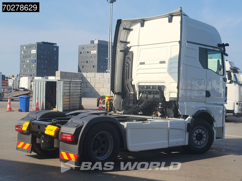 MAN TGX 18.520 4X2 Retarder 2xTanks Standklima MirrorCam ACC Navi LED Euro 6 Nieuw! - Tracteur routier: photos 5 MAN TGX 18.520 4X2 Retarder 2xTanks Standklima MirrorCam ACC Navi LED Euro 6 Nieuw! - Tracteur routier: photos 5
