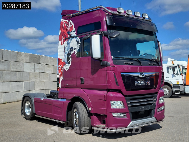 MAN TGX 18.580 4X2 XXL Retarder 2x Tanks Standklima Xenon ACC Navi - Tracteur routier: photos 3 MAN TGX 18.580 4X2 XXL Retarder 2x Tanks Standklima Xenon ACC Navi - Tracteur routier: photos 3