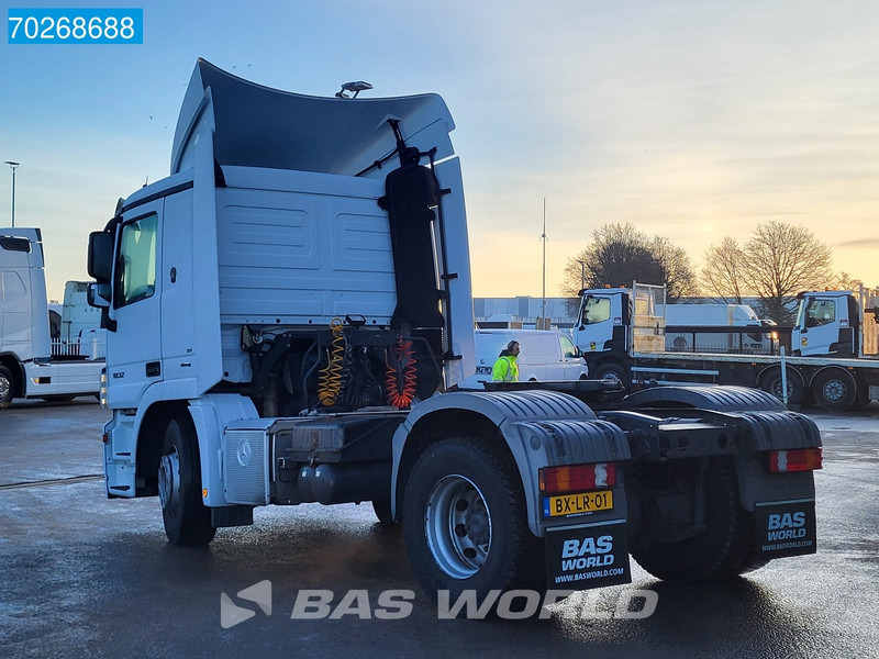 Mercedes-Benz Actros 1832 Actros 4X2 First Owner! NL-Truck MP3 ClassicSpace - Tracteur routier: photos 2 Mercedes-Benz Actros 1832 Actros 4X2 First Owner! NL-Truck MP3 ClassicSpace - Tracteur routier: photos 2
