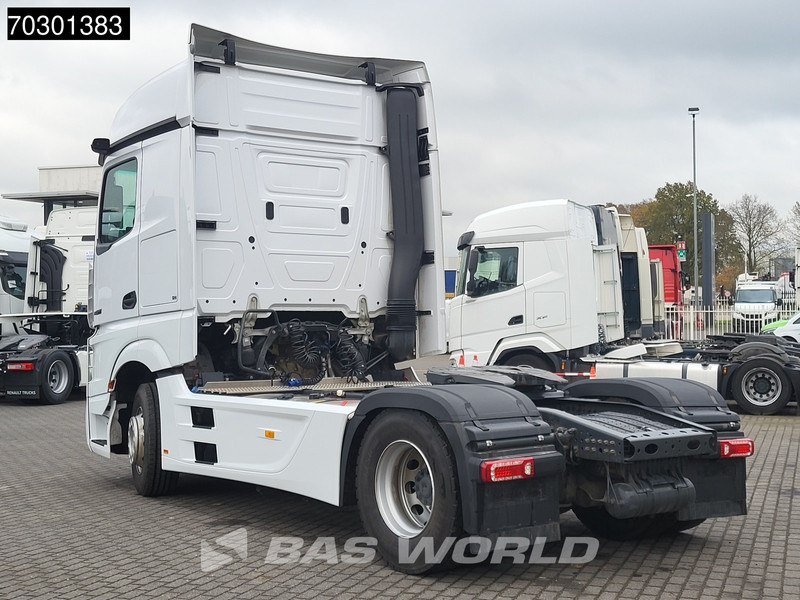Mercedes-Benz Actros 1863 Actros 4X2 BigSpace Retarder 2x Tanks - Tracteur routier: photos 2 Mercedes-Benz Actros 1863 Actros 4X2 BigSpace Retarder 2x Tanks - Tracteur routier: photos 2