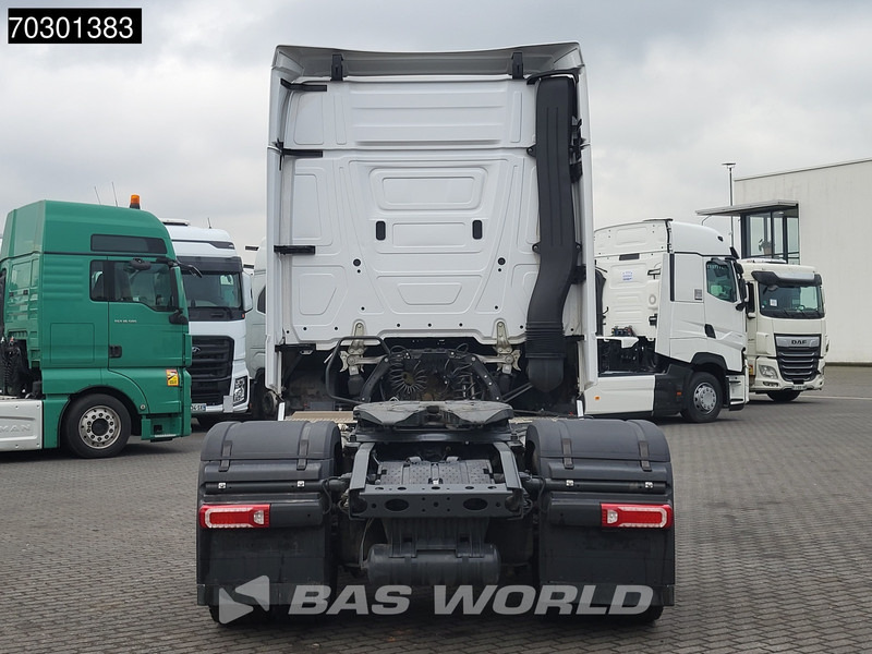 Mercedes-Benz Actros 1863 Actros 4X2 BigSpace Retarder 2x Tanks - Tracteur routier: photos 3 Mercedes-Benz Actros 1863 Actros 4X2 BigSpace Retarder 2x Tanks - Tracteur routier: photos 3