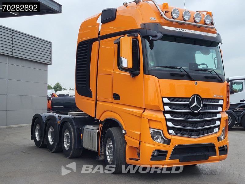 Mercedes-Benz Actros 4163 8X4 180T GigaSpace Retarder Hydrauliek BigAxle Alcoa´s - Tracteur routier: photos 3 Mercedes-Benz Actros 4163 8X4 180T GigaSpace Retarder Hydrauliek BigAxle Alcoa´s - Tracteur routier: photos 3