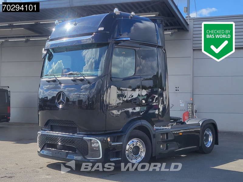 Mercedes-Benz Actros L 1863 4X2 NEW! Retarder Full-Air Leder Standklima 2x Tanks MirrorCam Navi PPC Alcoa's LED Euro 6 - Tracteur routier: photos 1 Mercedes-Benz Actros L 1863 4X2 NEW! Retarder Full-Air Leder Standklima 2x Tanks MirrorCam Navi PPC Alcoa's LED Euro 6 - Tracteur routier: photos 1