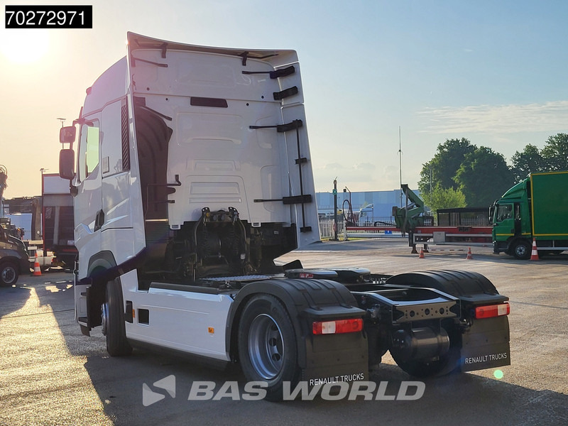 Renault T 520 4X2 NEW! HSC Retarder Optibrake+ 2x Tanks ACC LED - Tracteur routier: photos 2 Renault T 520 4X2 NEW! HSC Retarder Optibrake+ 2x Tanks ACC LED - Tracteur routier: photos 2