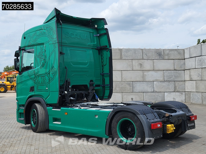 Scania R450 R 4X2 Special interior! Retarder 2x Tanks Standklima ACC Leather - Tracteur routier: photos 2 Scania R450 R 4X2 Special interior! Retarder 2x Tanks Standklima ACC Leather - Tracteur routier: photos 2