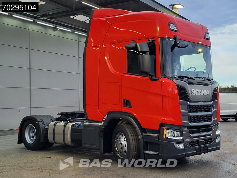 Scania R460 4X2 NEW! Retarder 2xTanks ACC LED Euro 6 - Tracteur routier: photos 3 Scania R460 4X2 NEW! Retarder 2xTanks ACC LED Euro 6 - Tracteur routier: photos 3