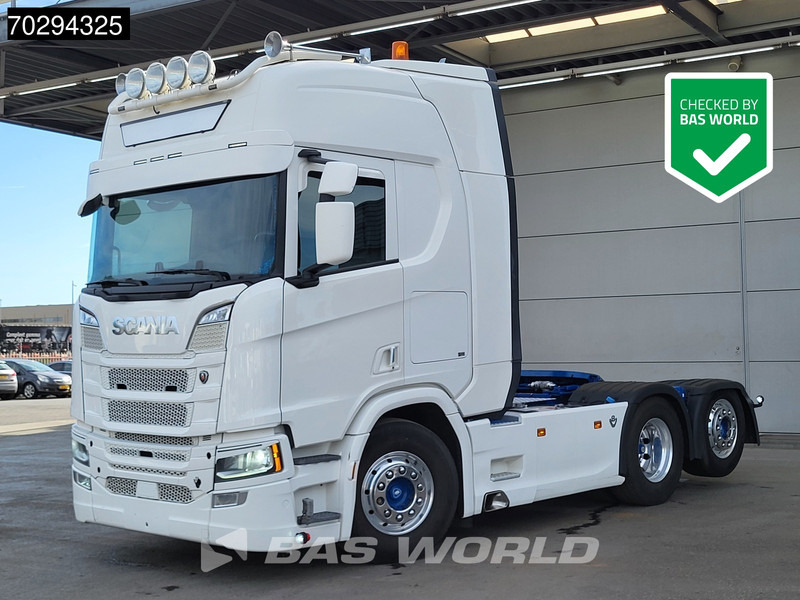 Scania R580 P 6X2 Full-Air Retarder Lift-Axle Leder ACC LED Euro 6 - Tracteur routier: photos 1 Scania R580 P 6X2 Full-Air Retarder Lift-Axle Leder ACC LED Euro 6 - Tracteur routier: photos 1