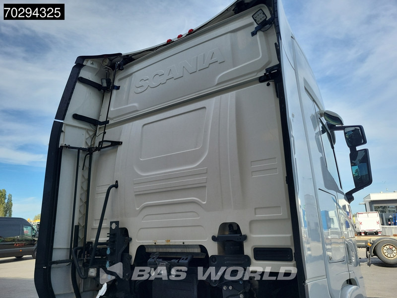 Scania R580 P 6X2 Full-Air Retarder Lift-Axle Leder ACC LED Euro 6 - Tracteur routier: photos 5 Scania R580 P 6X2 Full-Air Retarder Lift-Axle Leder ACC LED Euro 6 - Tracteur routier: photos 5