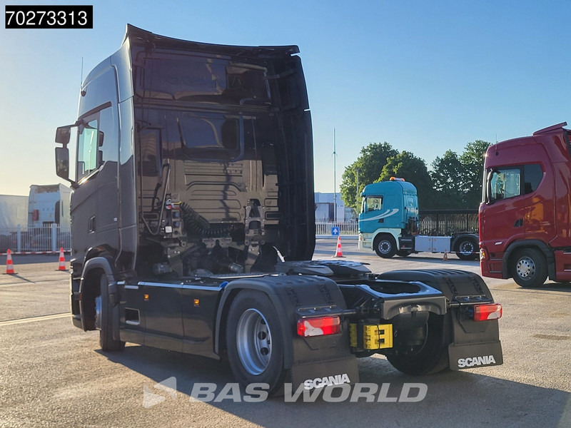 Scania S460 4X2 NEW! Retarder ACC Navi Standklima 2X Tanks - Tracteur routier: photos 2 Scania S460 4X2 NEW! Retarder ACC Navi Standklima 2X Tanks - Tracteur routier: photos 2