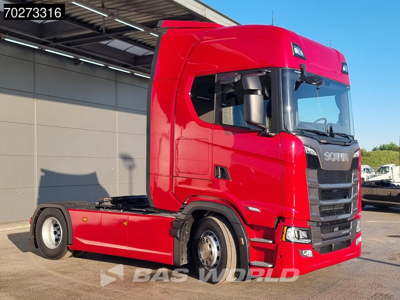 Scania S460 4X2 Retarder 2xTanks LED Standklima ACC Euro 6 - Tracteur routier: photos 3 Scania S460 4X2 Retarder 2xTanks LED Standklima ACC Euro 6 - Tracteur routier: photos 3