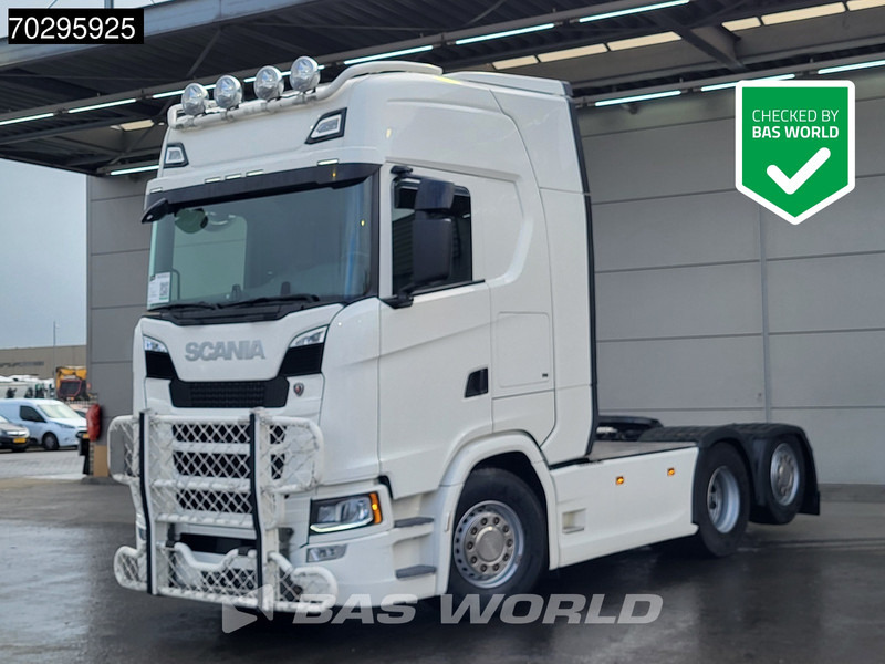 Scania S540 6X2 Retarder Full-Air 2xTanks Standairco Leather ACC LED Navi Euro 6 - Tracteur routier: photos 1 Scania S540 6X2 Retarder Full-Air 2xTanks Standairco Leather ACC LED Navi Euro 6 - Tracteur routier: photos 1