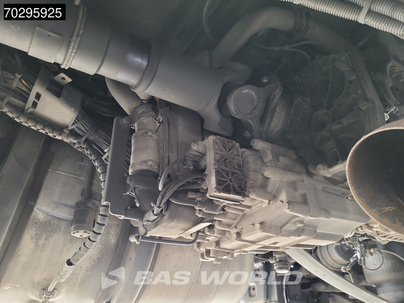 Scania S540 6X2 Retarder Full-Air 2xTanks Standairco Leather ACC LED Navi Euro 6 - Tracteur routier: photos 5 Scania S540 6X2 Retarder Full-Air 2xTanks Standairco Leather ACC LED Navi Euro 6 - Tracteur routier: photos 5