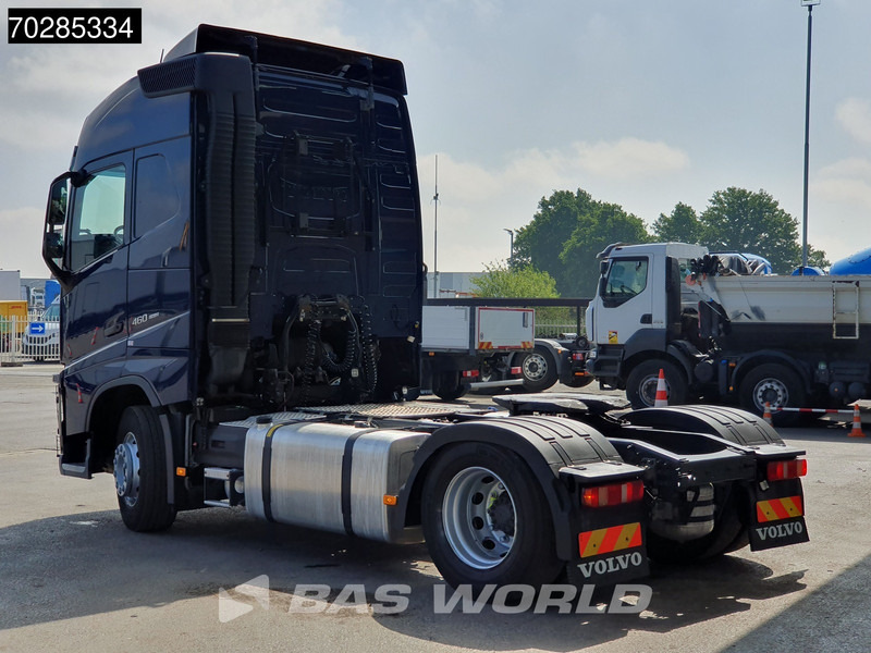 Volvo FH 460 FH 4X2 Low Mileage! VEB+ 2x Tanks - Tracteur routier: photos 2 Volvo FH 460 FH 4X2 Low Mileage! VEB+ 2x Tanks - Tracteur routier: photos 2