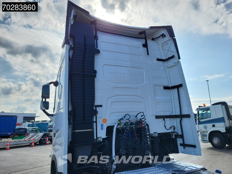 Volvo FH 500 4X2 2x Tanks VEB+ I-Park Cool ACC Navi Euro 6 - Tracteur routier: photos 5 Volvo FH 500 4X2 2x Tanks VEB+ I-Park Cool ACC Navi Euro 6 - Tracteur routier: photos 5