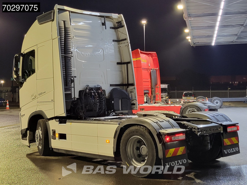 Volvo FH 500 4X2 XL VEB+ 2x Tanks LED Euro 6 - Tracteur routier: photos 2 Volvo FH 500 4X2 XL VEB+ 2x Tanks LED Euro 6 - Tracteur routier: photos 2