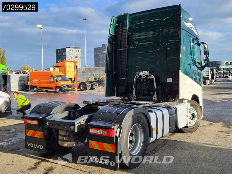 Volvo FH 500 4X2 XL VEB+ ADR TC I-ParkCool 2xTanks Navi LED ACC Euro 6 - Tracteur routier: photos 5 Volvo FH 500 4X2 XL VEB+ ADR TC I-ParkCool 2xTanks Navi LED ACC Euro 6 - Tracteur routier: photos 5