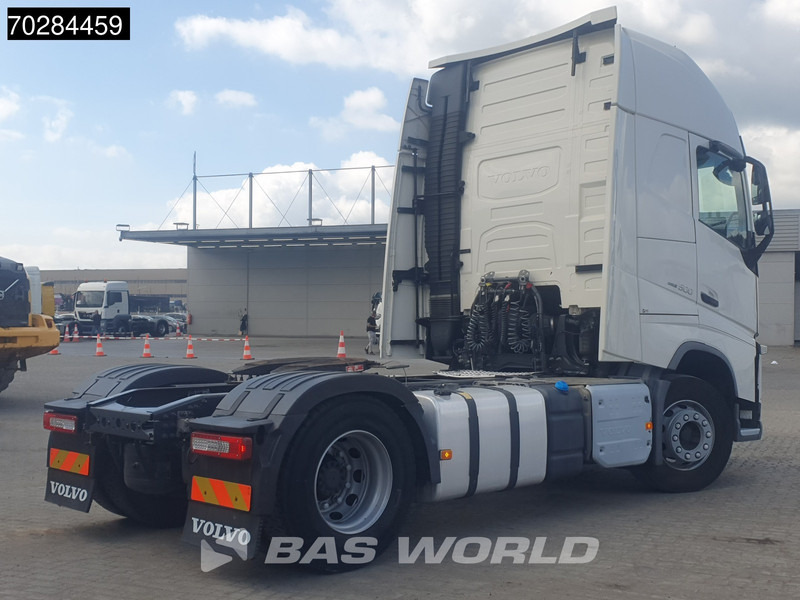 Volvo FH 500 FH 4X2 XL 2xTanks VEB+ Xenon Euro 6 - Tracteur routier: photos 5 Volvo FH 500 FH 4X2 XL 2xTanks VEB+ Xenon Euro 6 - Tracteur routier: photos 5