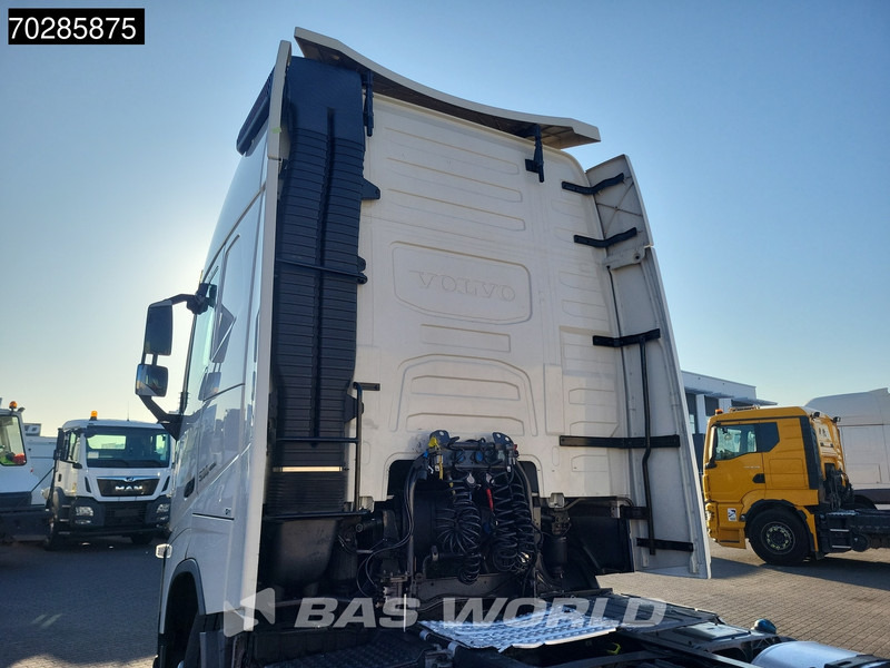 Volvo FH 500 FH 4X2 XL 2xTanks VEB+ Xenon Navi Euro 6 - Tracteur routier: photos 5 Volvo FH 500 FH 4X2 XL 2xTanks VEB+ Xenon Navi Euro 6 - Tracteur routier: photos 5