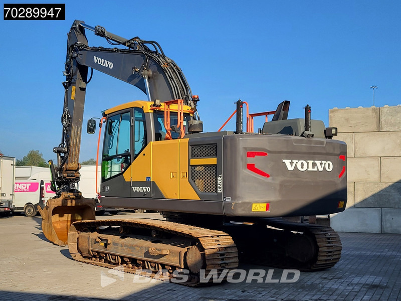 Volvo EC220 E L LEICA GPS - STEELWRIST - Pelle sur chenille: photos 2 Volvo EC220 E L LEICA GPS - STEELWRIST - Pelle sur chenille: photos 2