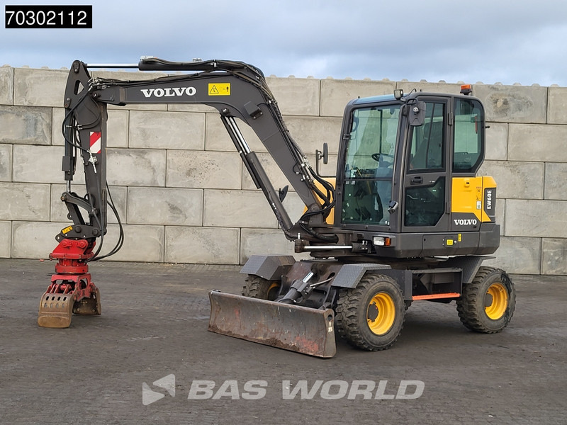 Volvo EW60 E EW60E - Pelle sur pneus: photos 2 Volvo EW60 E EW60E - Pelle sur pneus: photos 2
